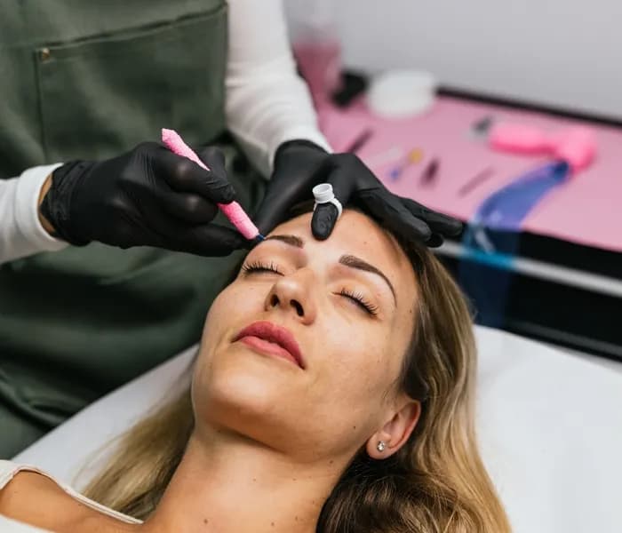 Microblading Treatment Clinic in Delhi